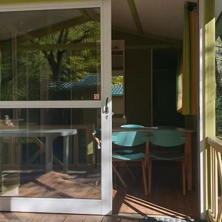 Camping Avec Piscine Et Riviere A Tournon Sur Rhone Ardeche Exterior foto