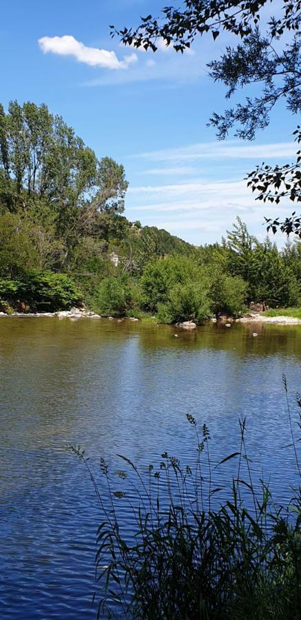 Camping Avec Piscine Et Riviere A Tournon Sur Rhone Ardeche Exterior foto